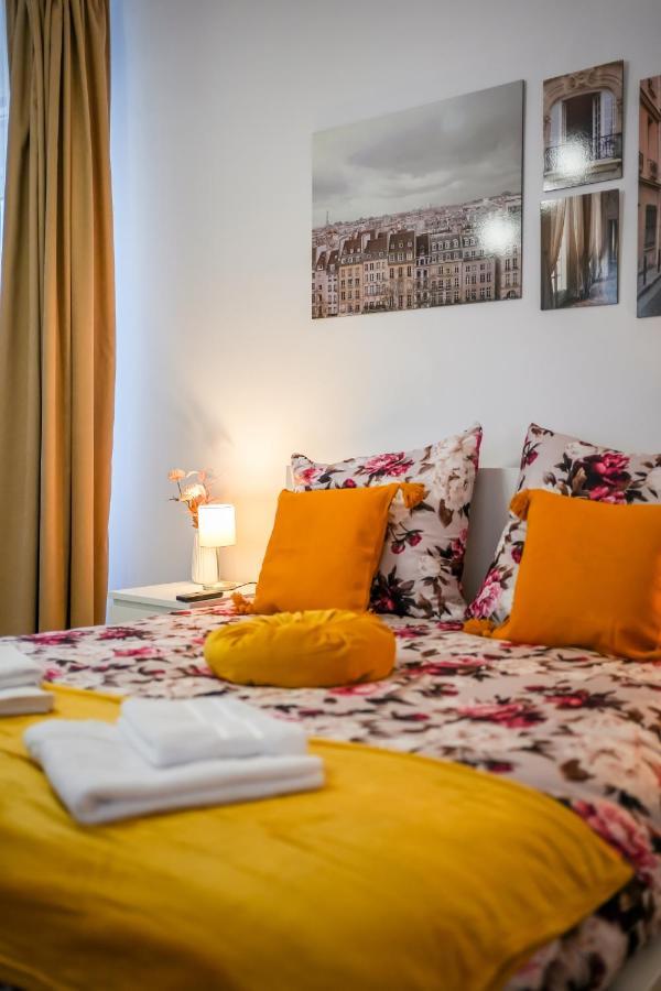 Ultracentral Golden Gatehouse 3 Bdrm Bucarest Extérieur photo