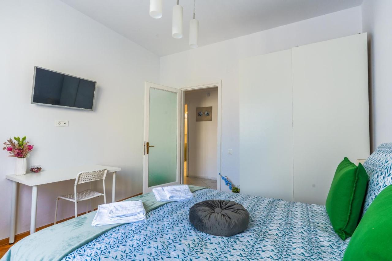 Ultracentral Golden Gatehouse 3 Bdrm Bucarest Extérieur photo