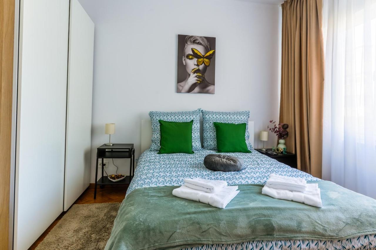 Ultracentral Golden Gatehouse 3 Bdrm Bucarest Extérieur photo