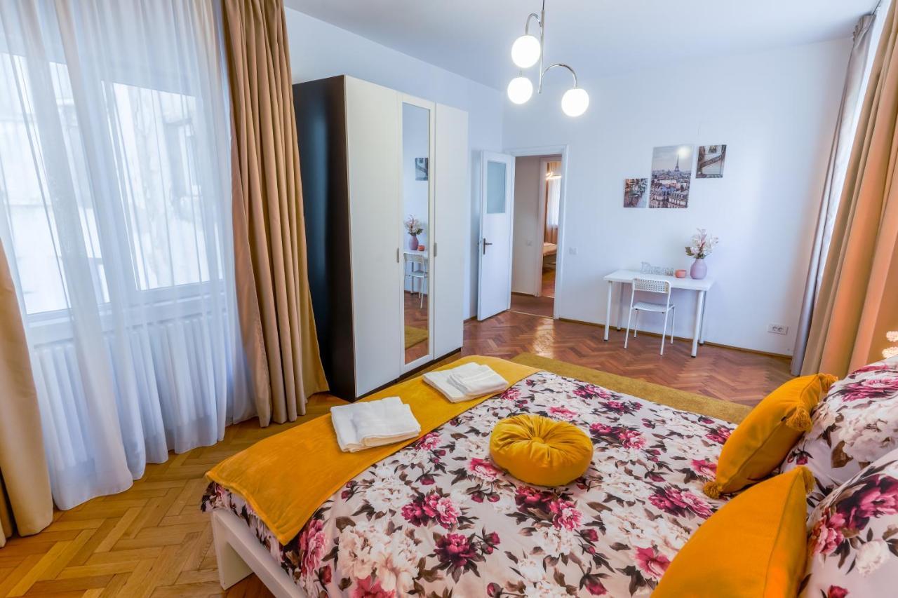 Ultracentral Golden Gatehouse 3 Bdrm Bucarest Extérieur photo