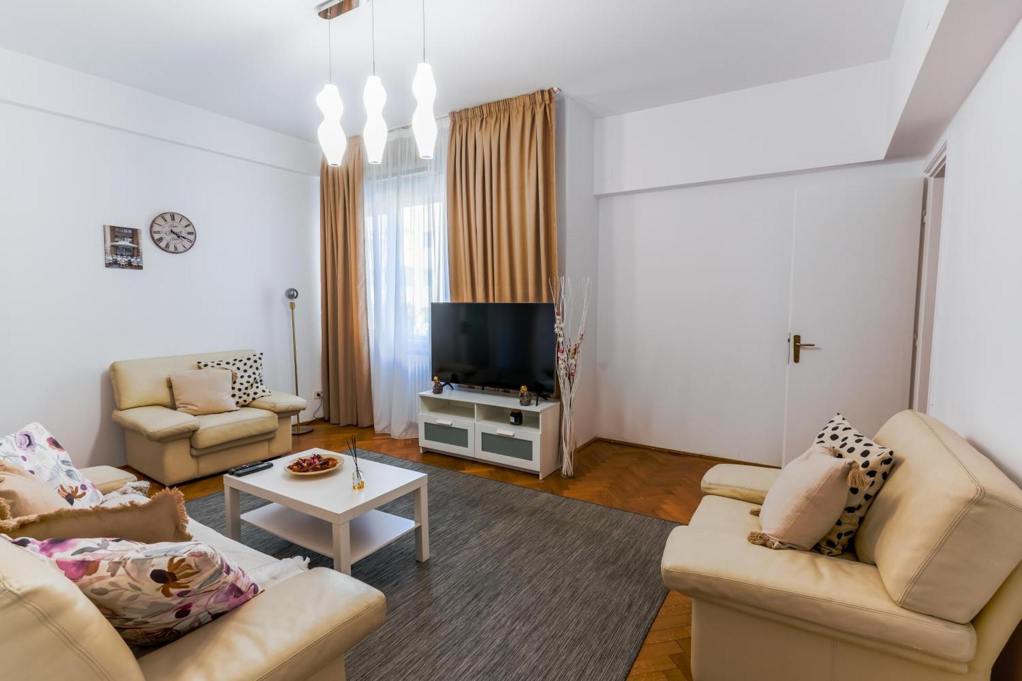 Ultracentral Golden Gatehouse 3 Bdrm Bucarest Extérieur photo